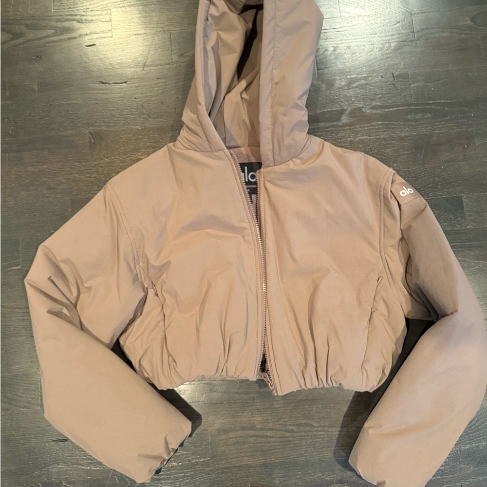 ALO Yoga Light Brown Zip-Up Jacket